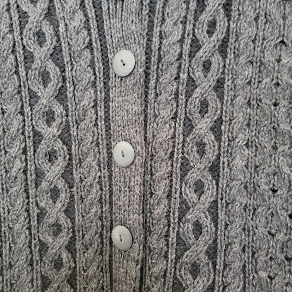 Made in Ireland | Aran Crafts | 100% Merino Wool - Picture 13 of 13